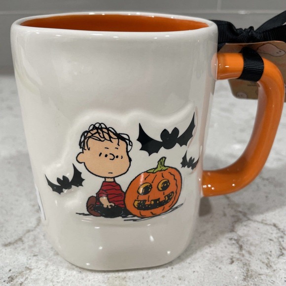 WELCOME, GREAT PUMPKIN Rae Dunn X Peanuts Linus Patch Halloween Mug - Picture 3 of 4